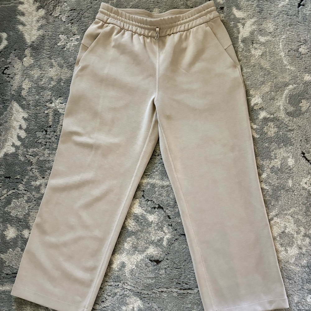 Lululemon Softstreme high rise crop pants